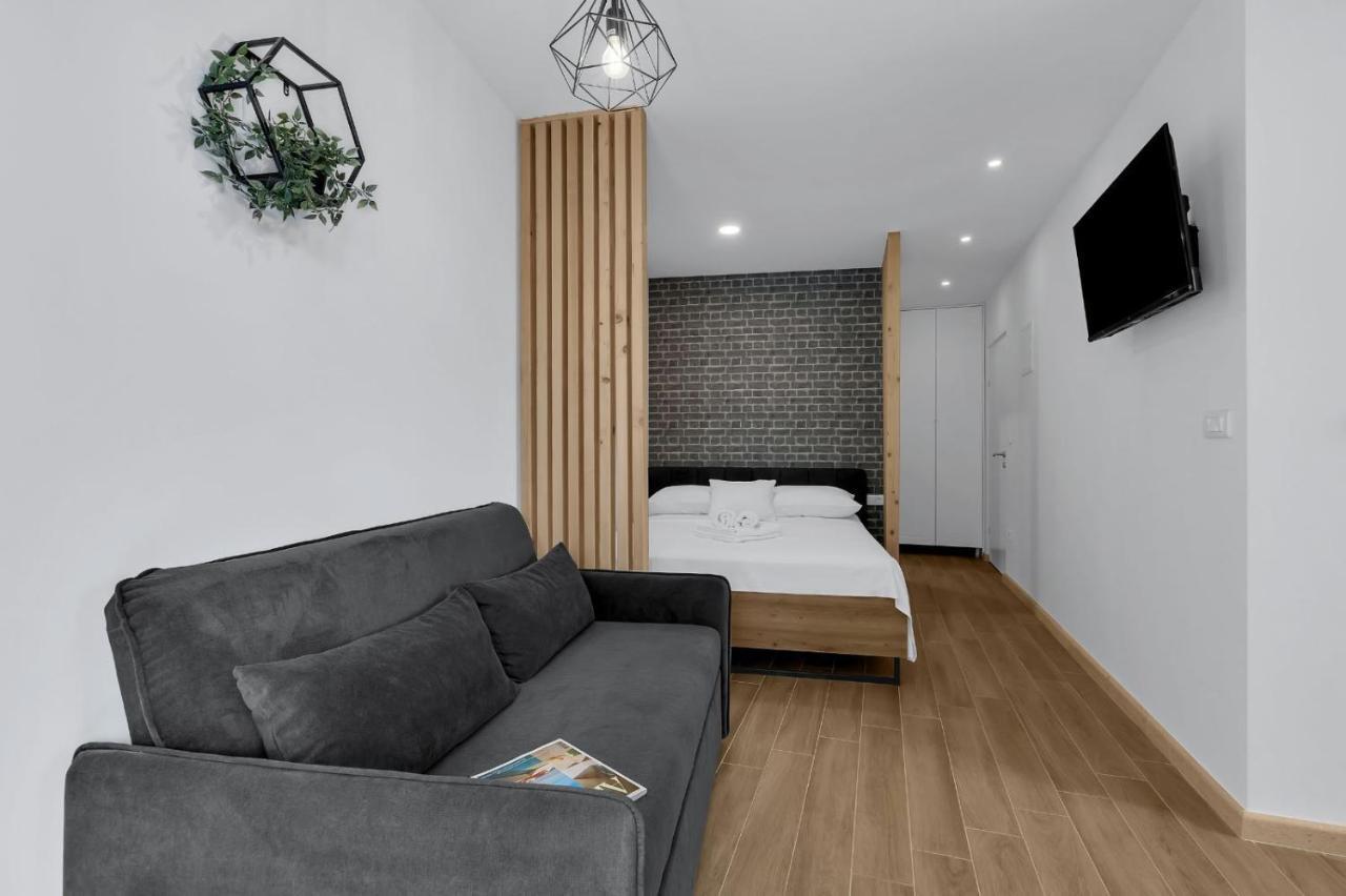 Apartments Lucky Брела Екстер'єр фото