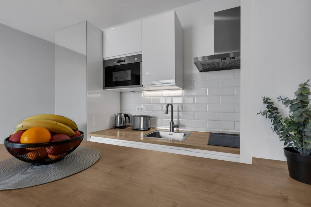 Apartments Lucky Брела Екстер'єр фото